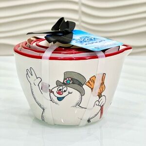 Rae Dunn Frosty ☃️ Measuring Cups